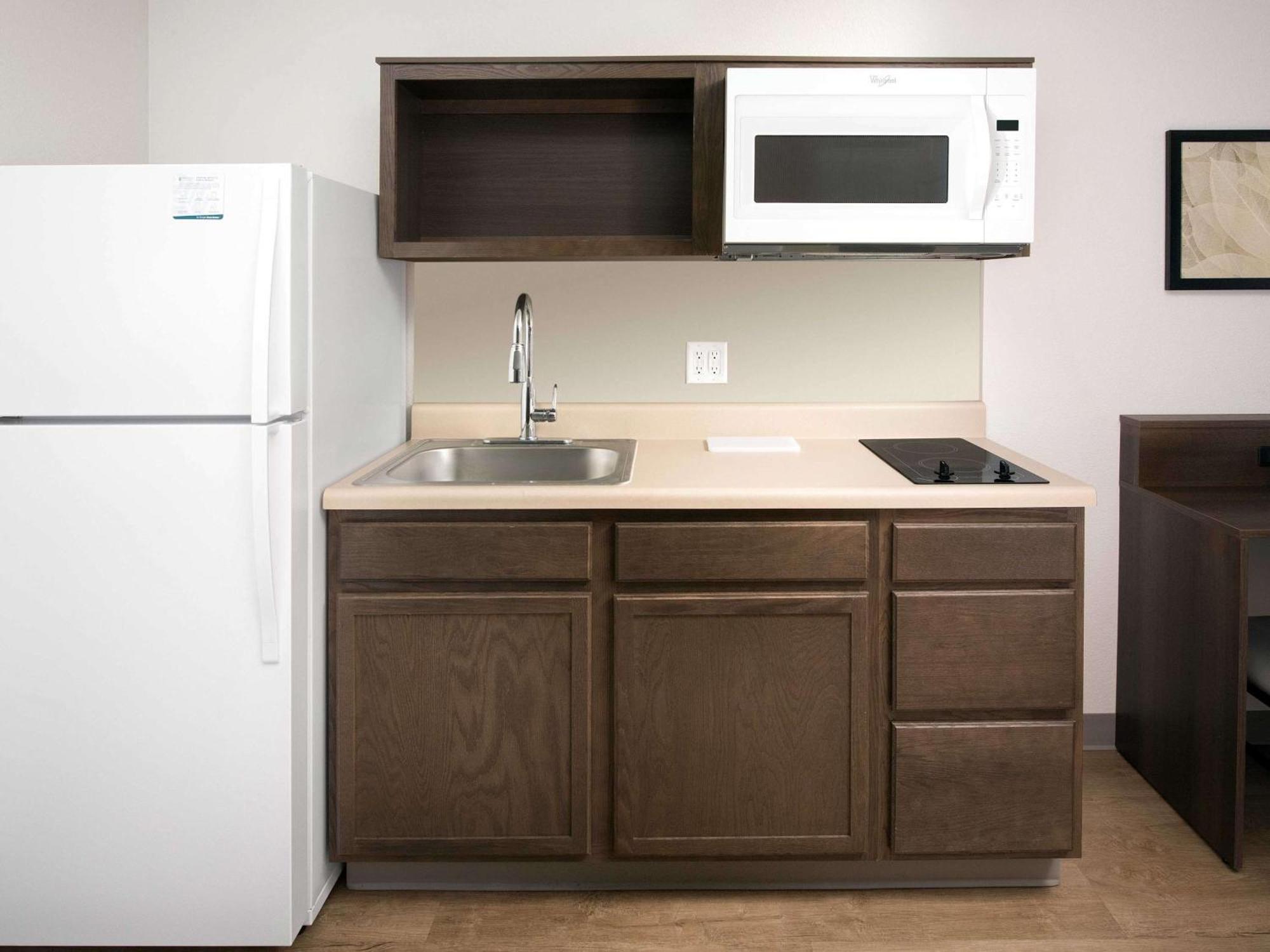 Extended Stay America Suites - Minneapolis - 프리드레이 외부 사진